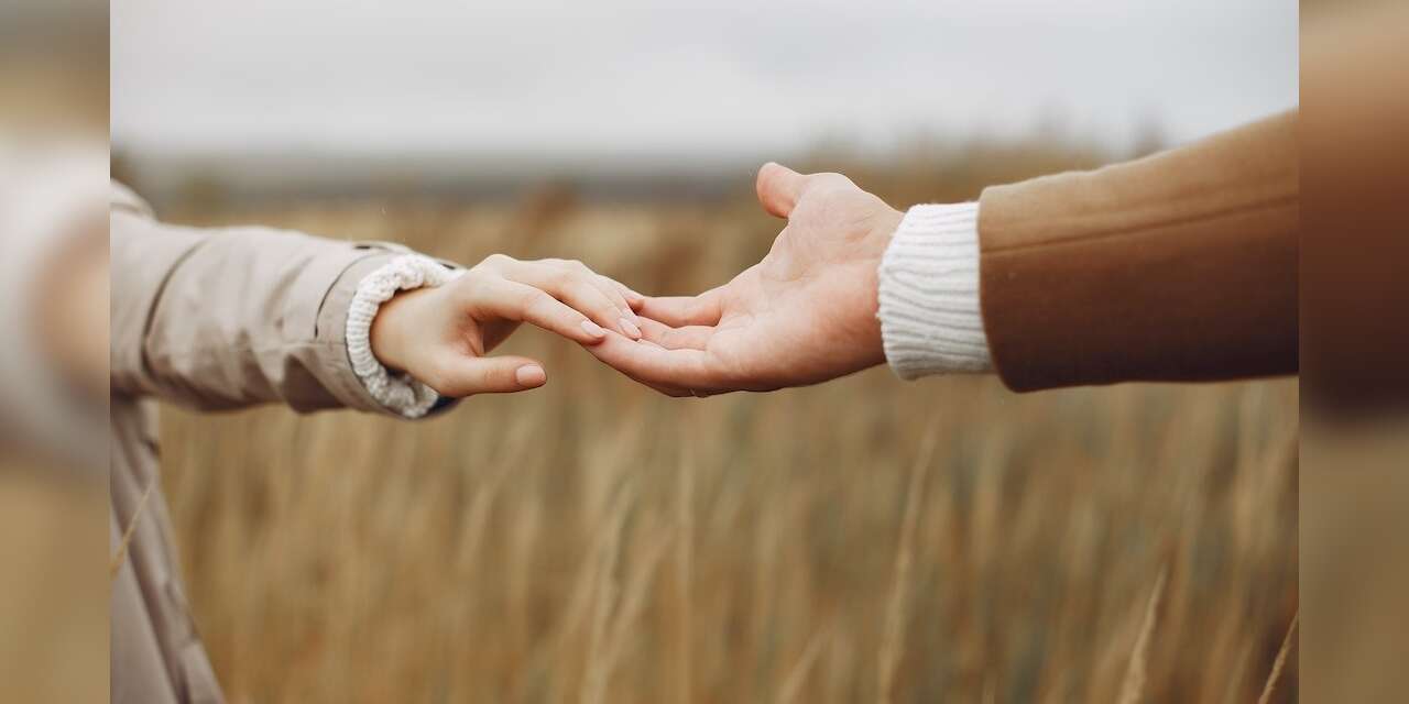 Anneleri aynı kişiymiş: 19 yıllık çift, kardeş olduklarını öğrendi