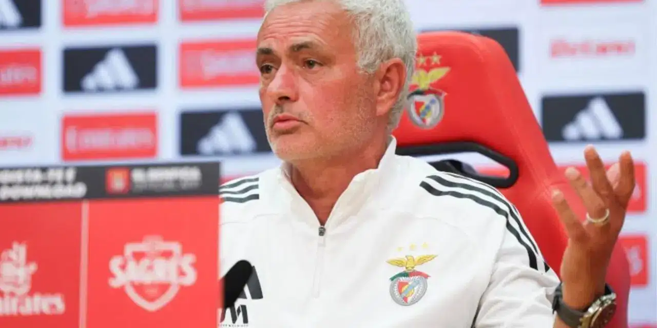 Mourinho yine Fenerbahçe'yi ağzına aldı: Taraftarları kızdırdı!