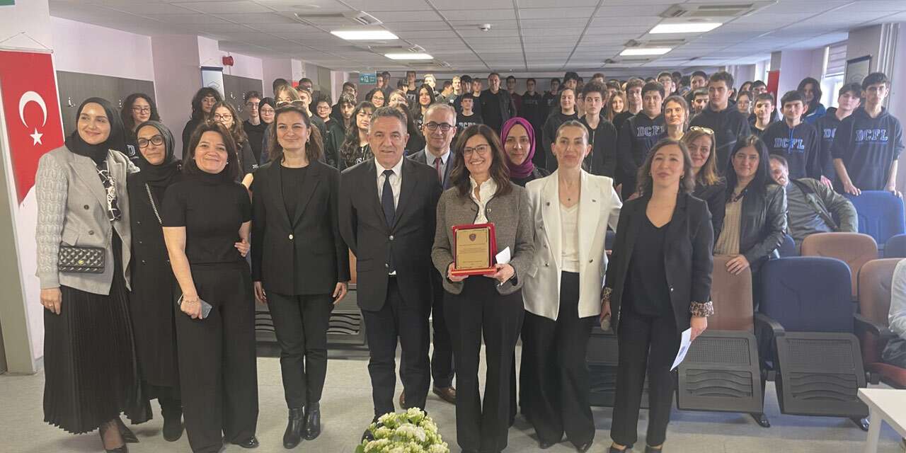 Doğan Cüceloğlu ölümünün 5’inci yılında adını taşıyan lisede anıldı