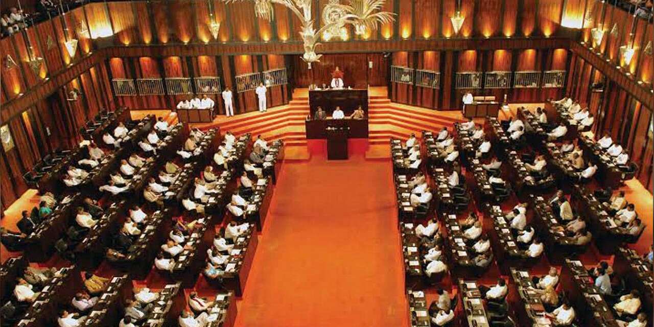 Sri Lanka'da milletvekili maaşları kaldırıldı