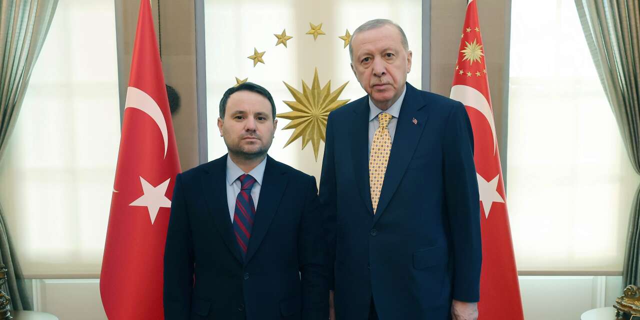 Akın Gürlek ve Erdoğan buluştu: Birlikte ayakta poz verdiler