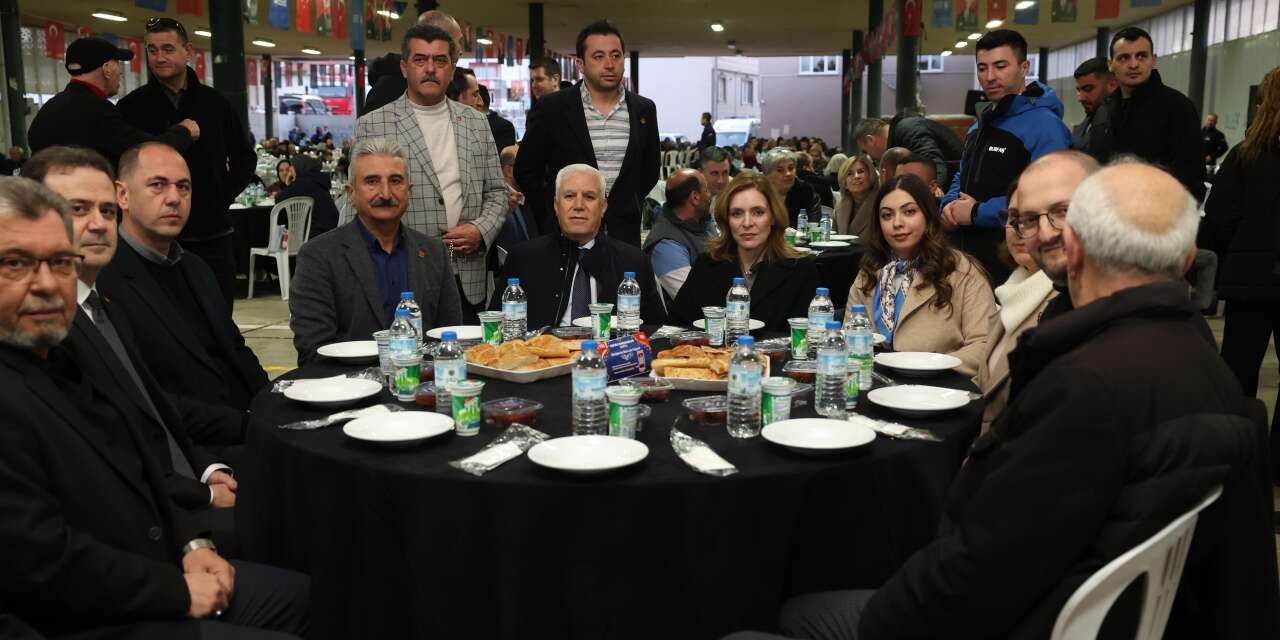 Bursalılar iftarda buluştu