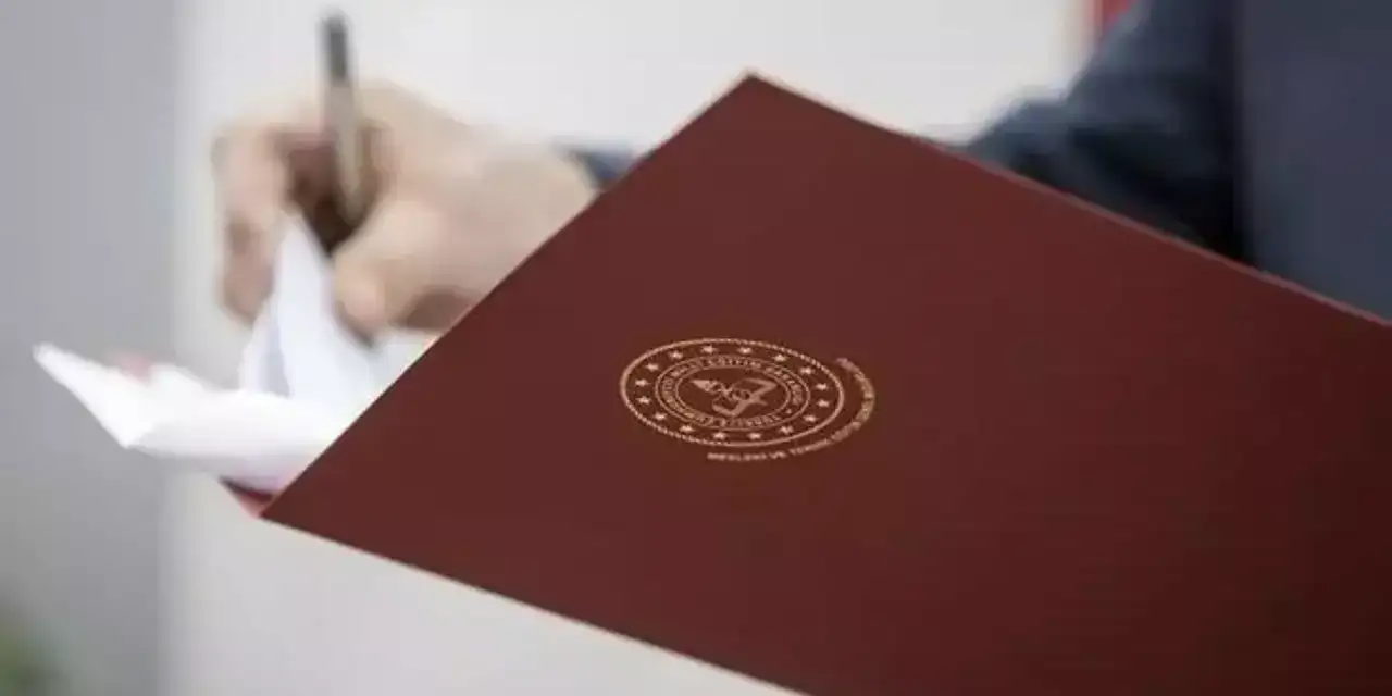 Müfettişlerden ilkokul öğrencilere tuhaf sorular: Derste cumhurbaşkanına hakaret ediliyor mu?