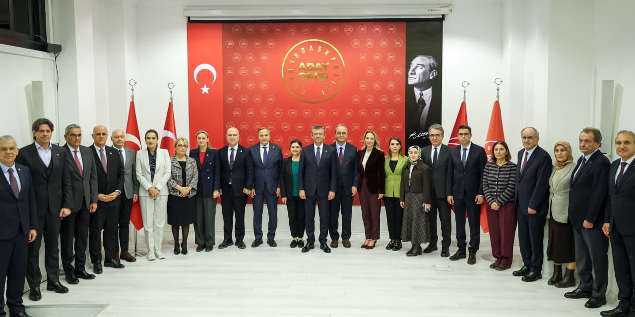 CHP, 2 Mart’ta "Milletle Birlikte Milletin Emrinde" buluşmasına hazırlanıyor