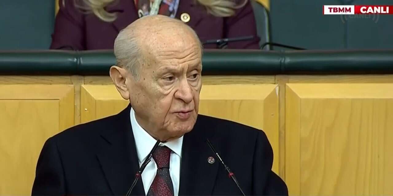 Bahçeli'nin hedefinde laiklik bildirisi var: Bu 168 kişiyi üst üste koyup toplasanız bir insan bile etmezler