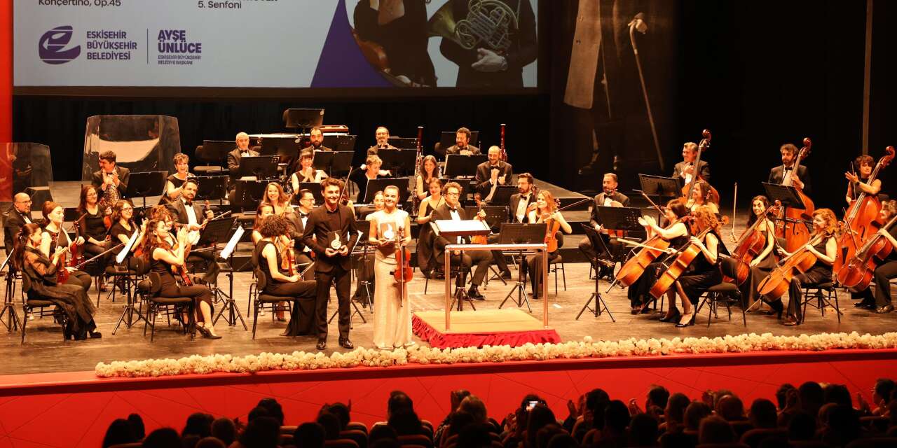 23 Nisan'da Eskişehir'de sahne çocukları bekliyor