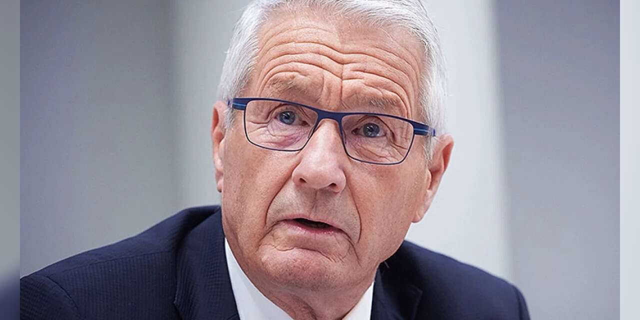 Norveç eski Başbakanı intihara kalkıştı