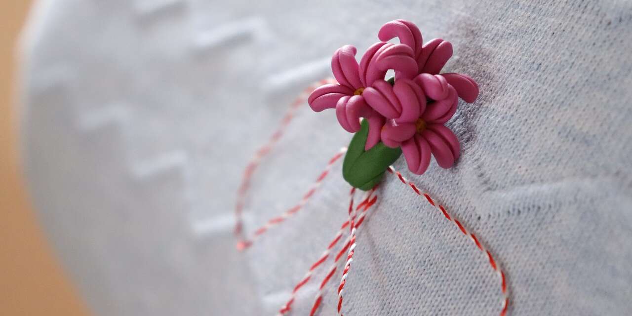 Marteniçka nedir, neden takılır? Baharın kırmızı-beyaz geleneği