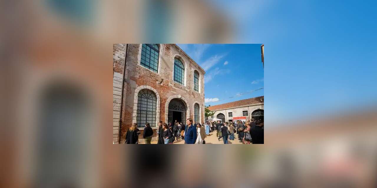Venedik’te Türkiye pavyonuna yeni destek