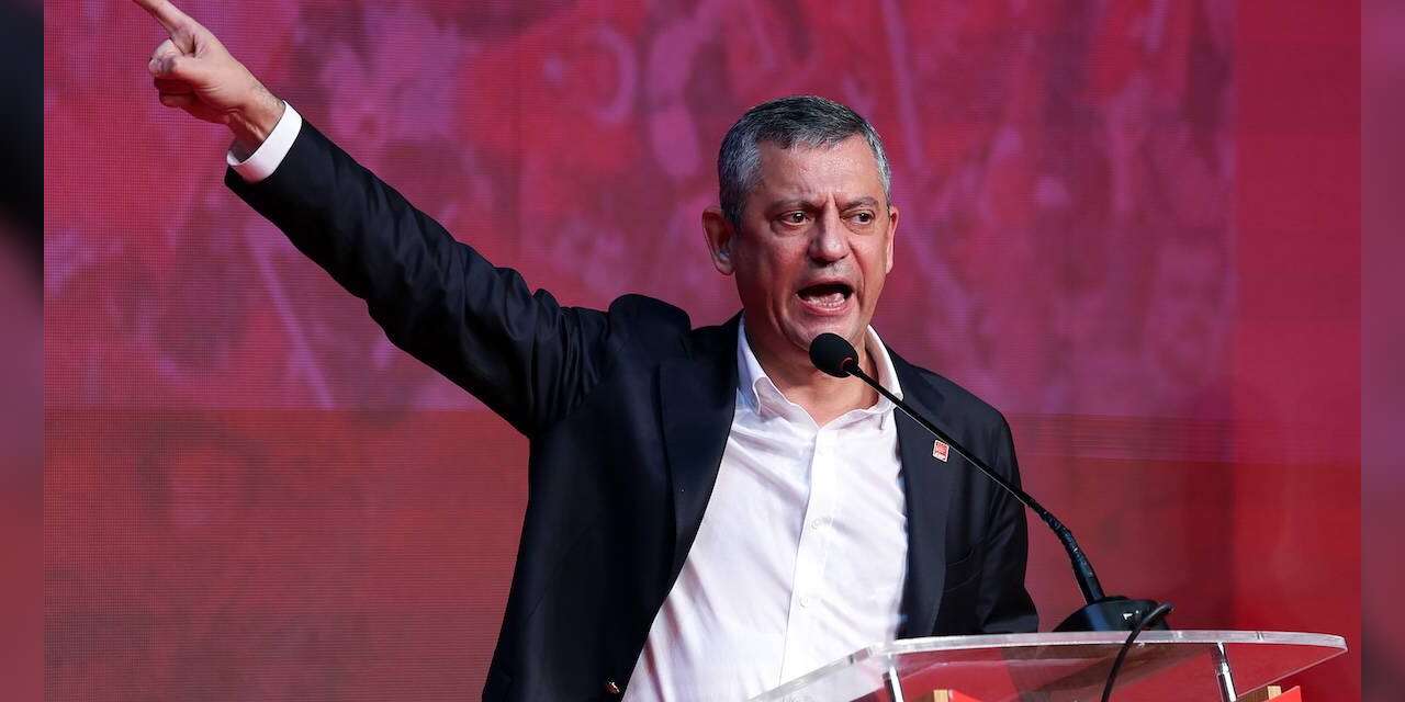 Özgür Özel Burdur'da: İran'ın kendi geleceğine İran halkı verecek