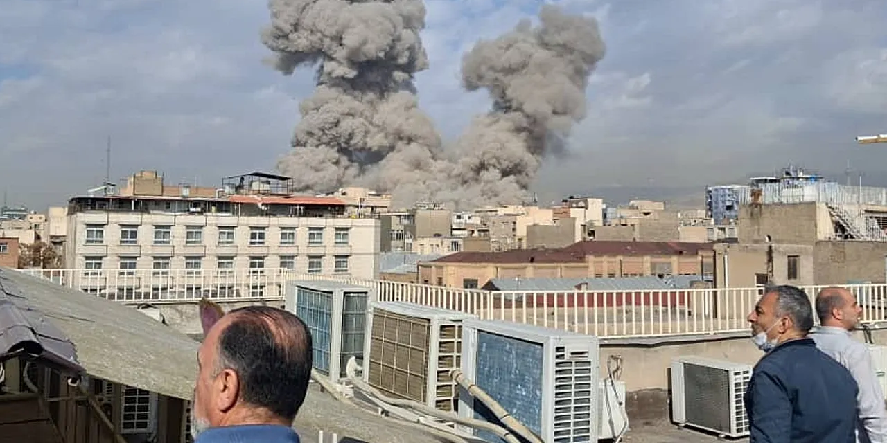 İsrail'den yeni saldırı dalgası: Tahran'da patlama sesleri duyuldu