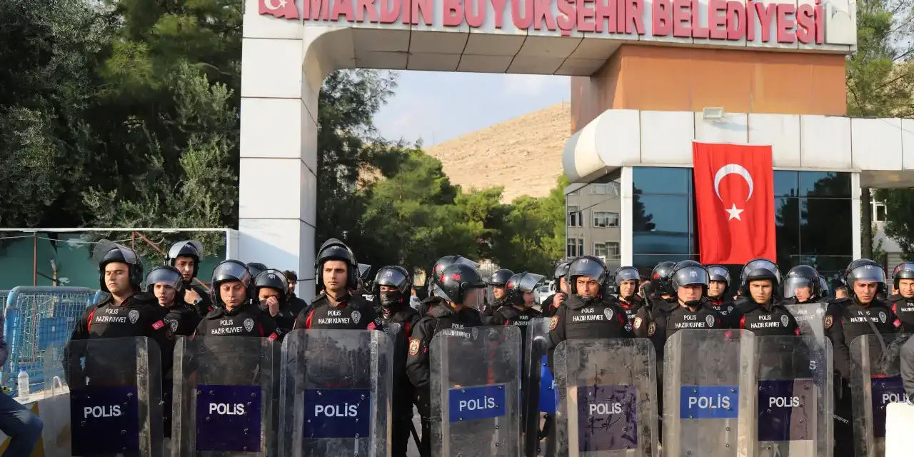 Bahçeli göreve iade edilmeli demişti: Mardin'de kayyımın görev süresi 2 ay daha uzatıldı