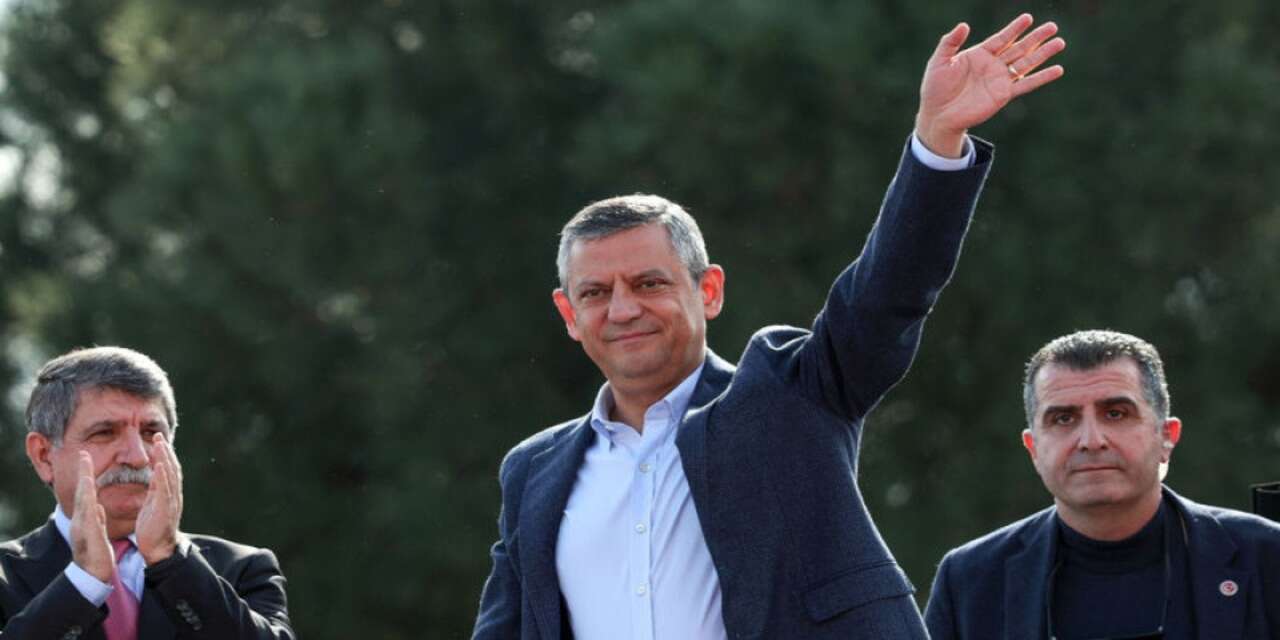 Özel, Erdoğan'a seslendi: 'Diplomasız' deyince alınıyor, varsa göster