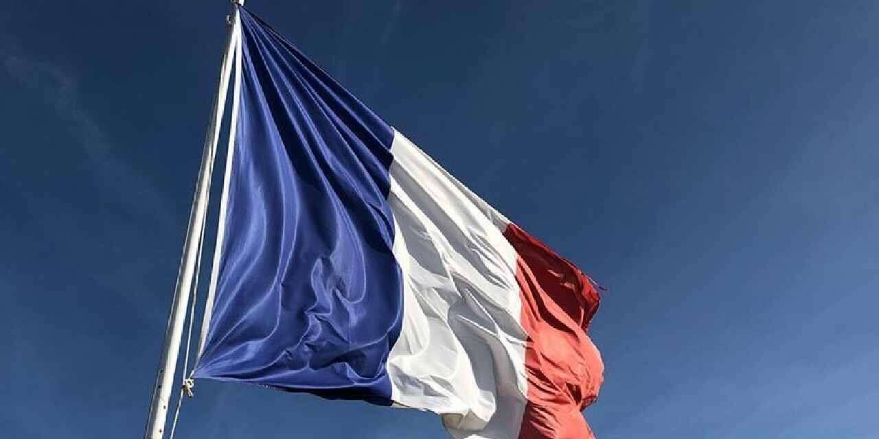 Fransa, İran’dan sonra bir ülke için daha ‘terk edin çağrısı’ yaptı