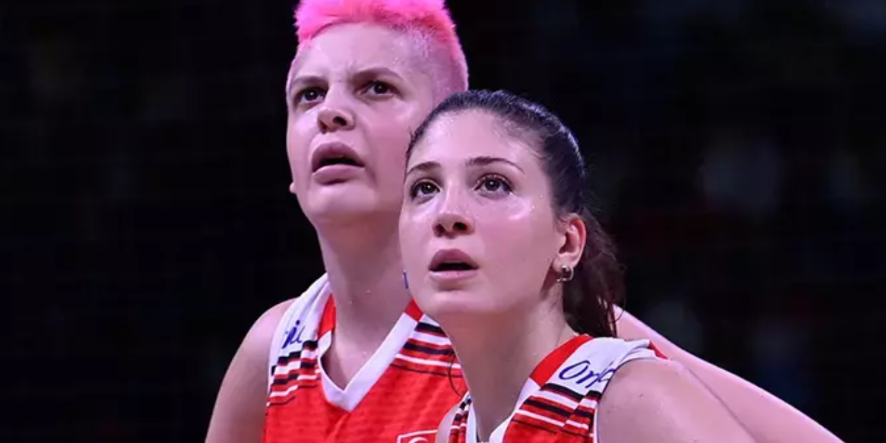 Ebrar Karakurt'un mesajı Galatasaraylıları çıldırttı! İlkin Aydın'dan '8 Mart' göndermeli yanıt