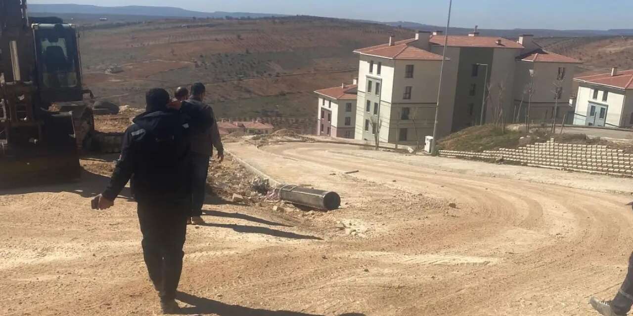 Açıklama bekleniyor: Gaziantep'e füze parçası düştü iddiası