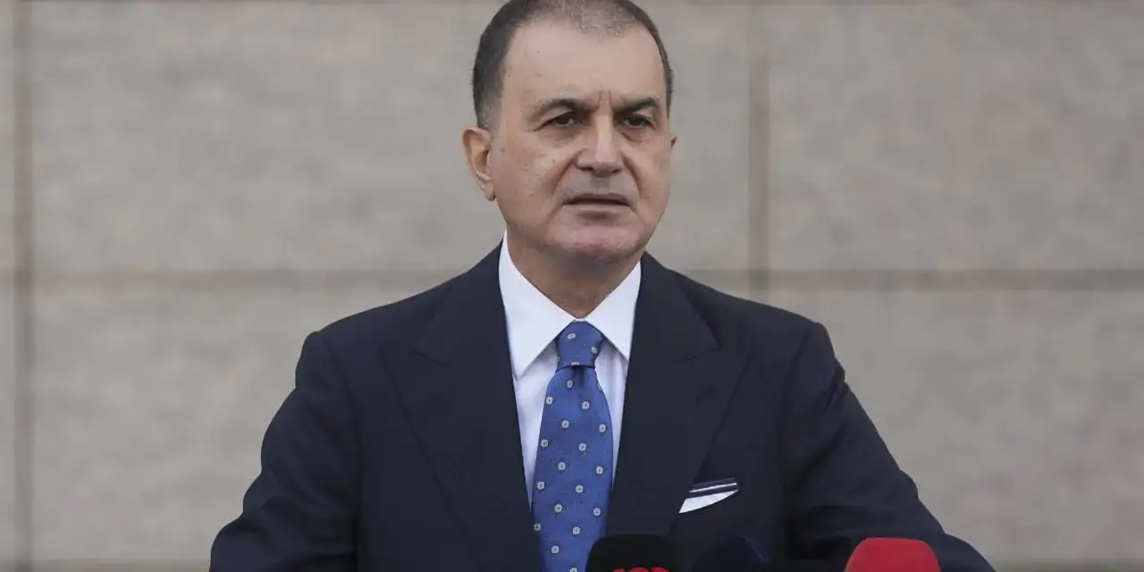 AK Parti Sözcüsü Ömer Çelik’ten Oval Ofis’teki duaya tepki: Savaşı destekleyen dini semboller işi başka yere götürdü