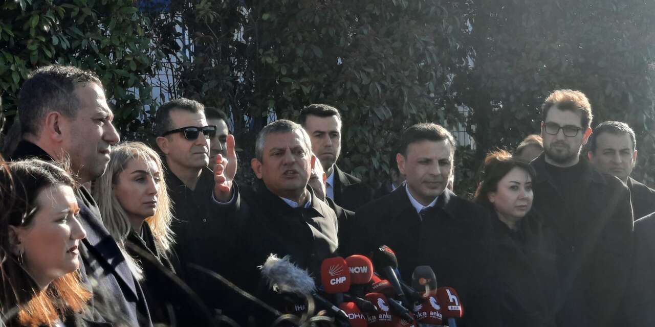 Özgür Özel: Yargılamayı bile başlatamadılar, utandım