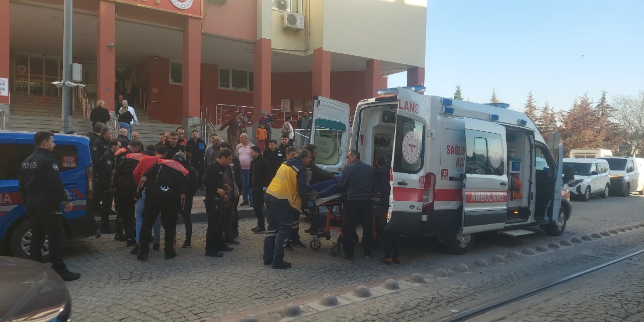 Adliye önünde 'İstismar' cinayeti: Önce ifadesini verdi, çıkışta kalbinden bıçakladı