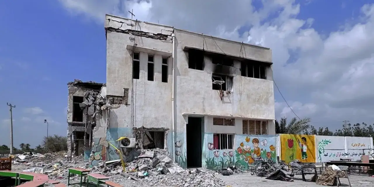 İran’da kız ilkokulu vurup onlarca çocuğu öldürmek ‘insani hata’ymış!