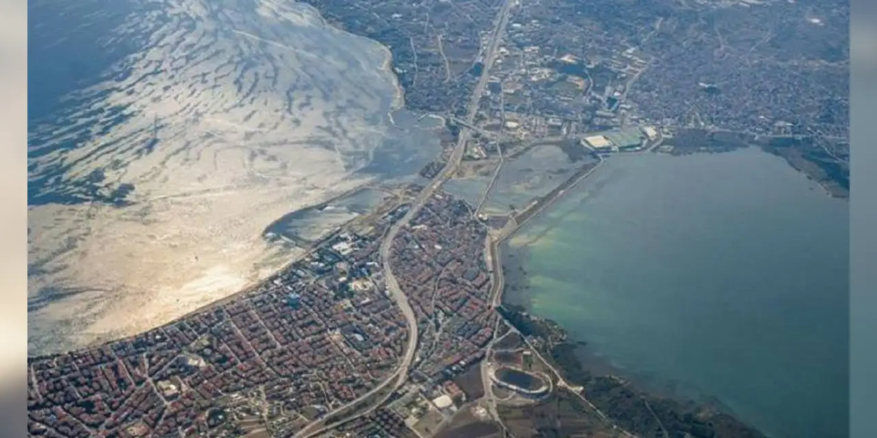Ulaştırma Bakanı Uraloğlu'ndan Kanal İstanbul açıklaması