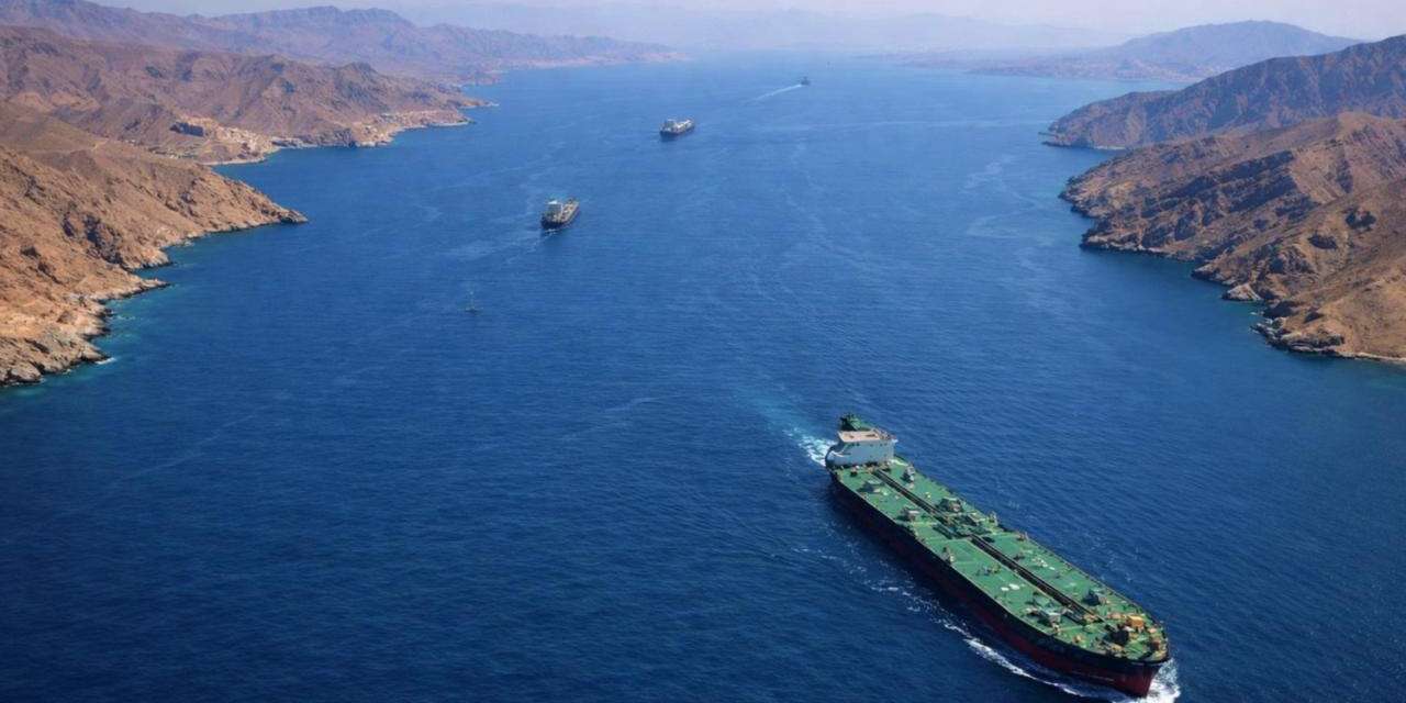 İran'dan Hürmüz kararı: Dolar değil Yuan verirlerse geçişse izin verilecek