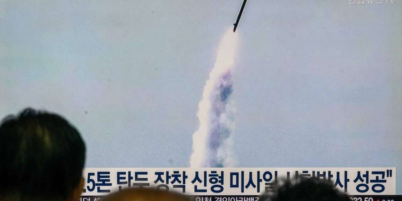 Kuzey Kore, Japon Denizi'ne füze fırlattı