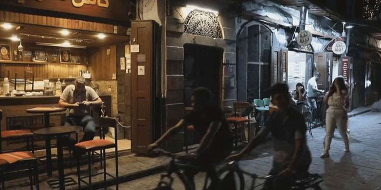 Şam'da üç mahalle hariç alkol satışı yasaklandı