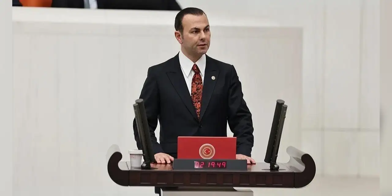 Esenyurt'ta 'vatandaşlık borsası': AK Partili vekilin de adı geçiyor!