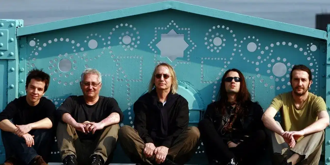 Bulutsuzluk Özlemi'nin müzik serüveni sinemaya taşındı!