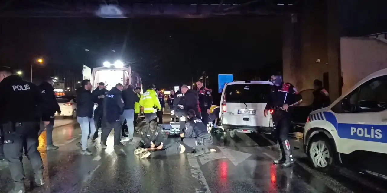 Polislerin gözü önünde kadın cinayeti