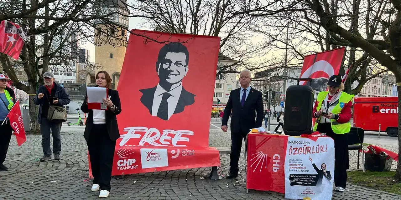 Frankfurt'ta İmamoğlu'na destek açıklaması