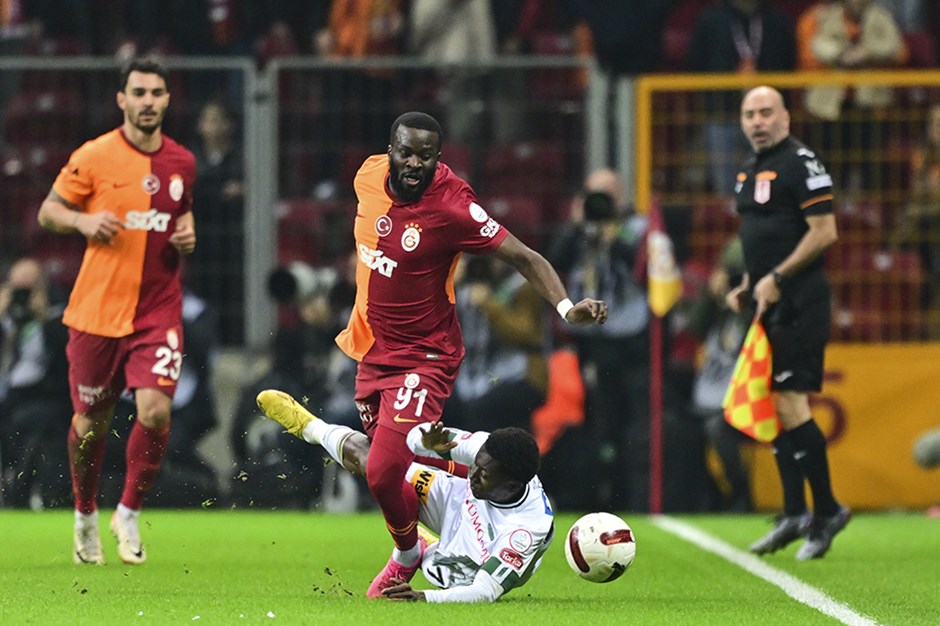 Galatasaray evinde Konyaspor'u yendi