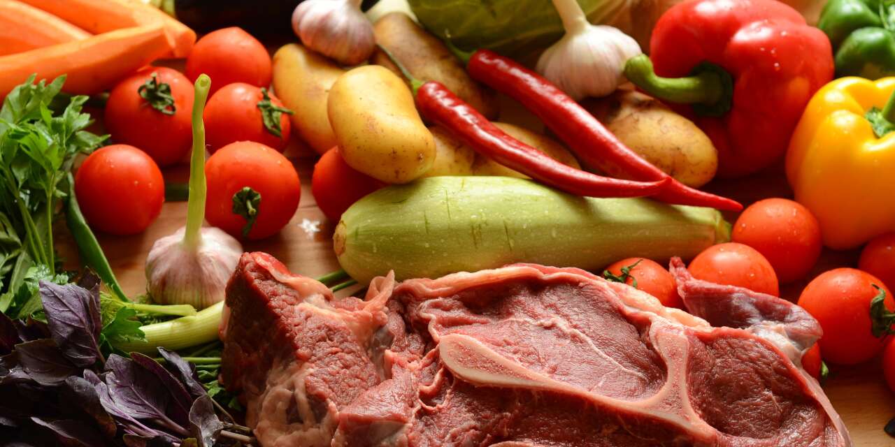 Uzmanı uyardı : Az pişmiş et gözünüzden edebilir