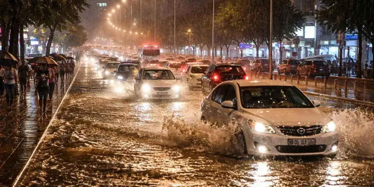 Valilikten açıklama: Eğitime sağanak arası