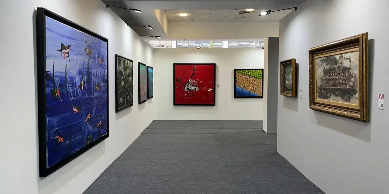 Türk resminin ustalarının eserleri 'Sanat Dolu On Altı Yıl' sergisinde buluştu