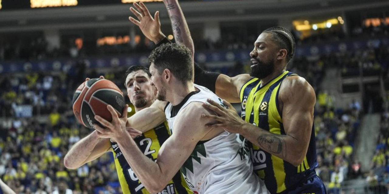 Fenerbahçe Beko'da düşüş sürüyor: Son 5 maçta 4'üncü yenilgi!