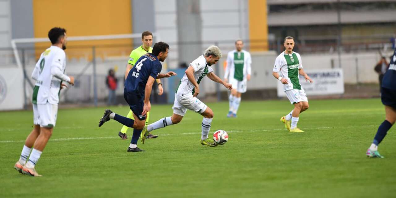 Son düdük çaldı, saha karıştı: 'Sen hainsin!'