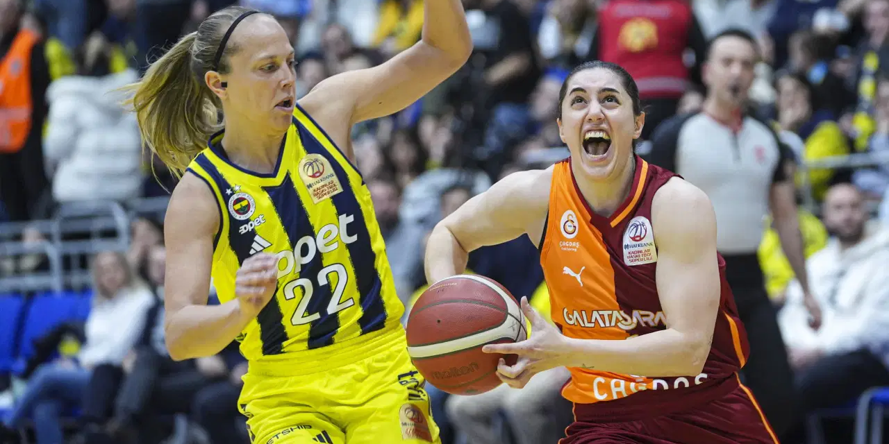 Fenerbahçe, derbide Galatasaray'ı devirdi Seride öne geçti