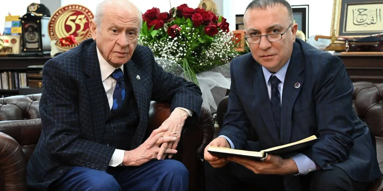 'Akademik kariyer' için istifa etmişti: Yönter'den ‘Bahçeli' paylaşımı: 'Kara kaplı defter' ayrıntısı