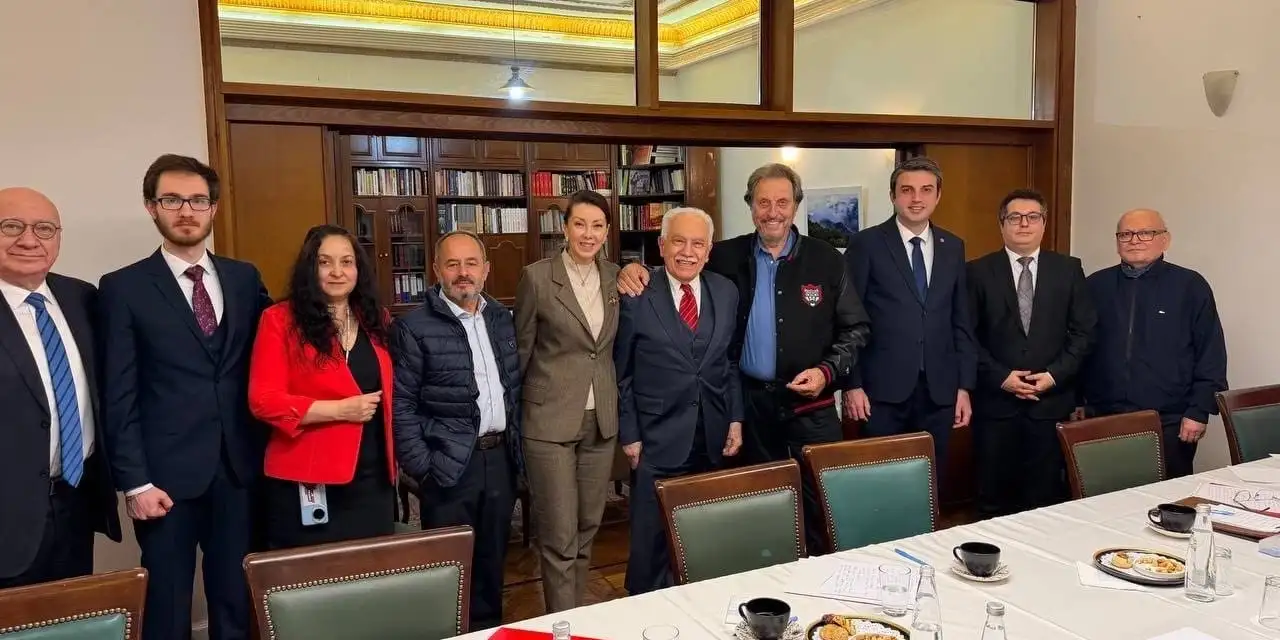 Elon Musk'ın babası Errol Musk, Doğu Perinçek ile ne konuştu?