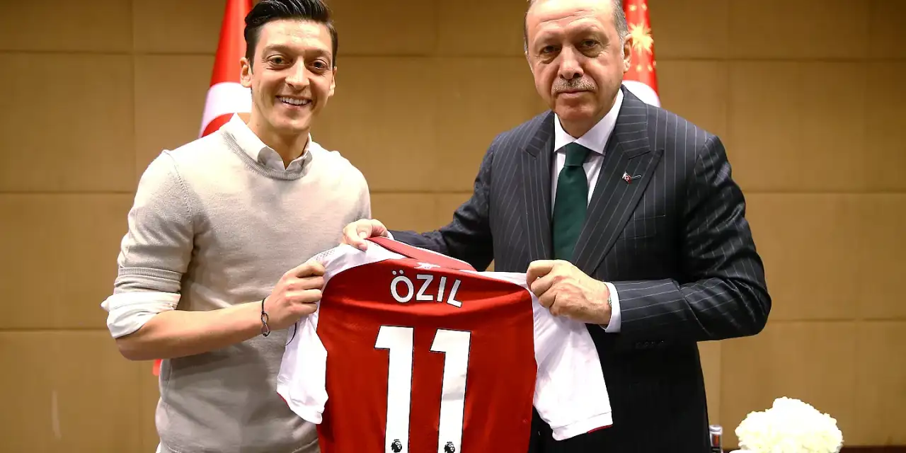 Eski defterler açıldı: Erdoğan, Mesut Özil’e bunu sordu mu?
