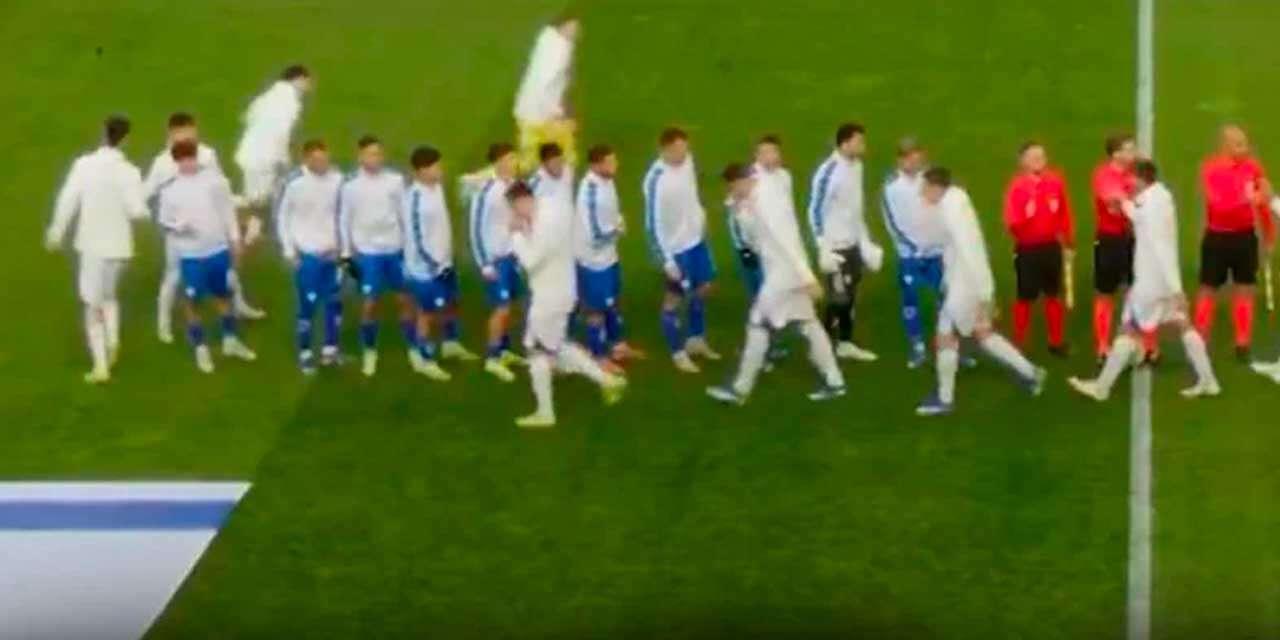 İsrailli futbolculara tarihi protesto