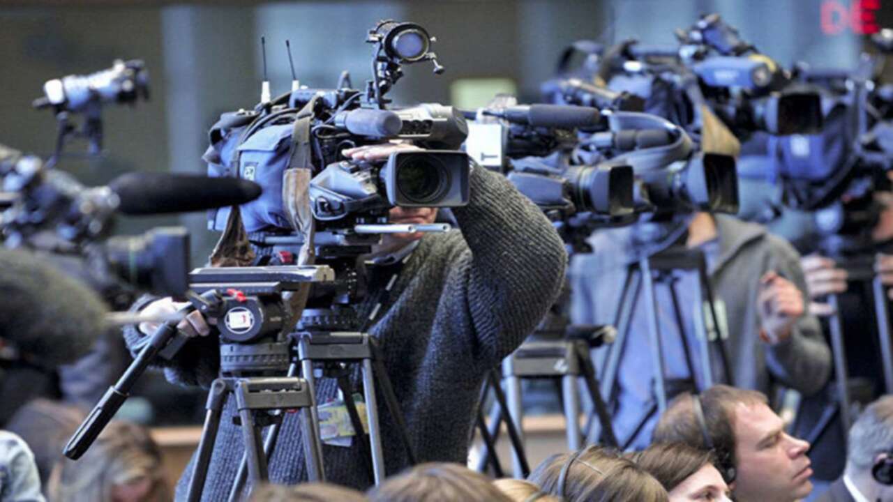 Sadece mart ayında 40 gazeteci hakim karşısına çıkarıldı