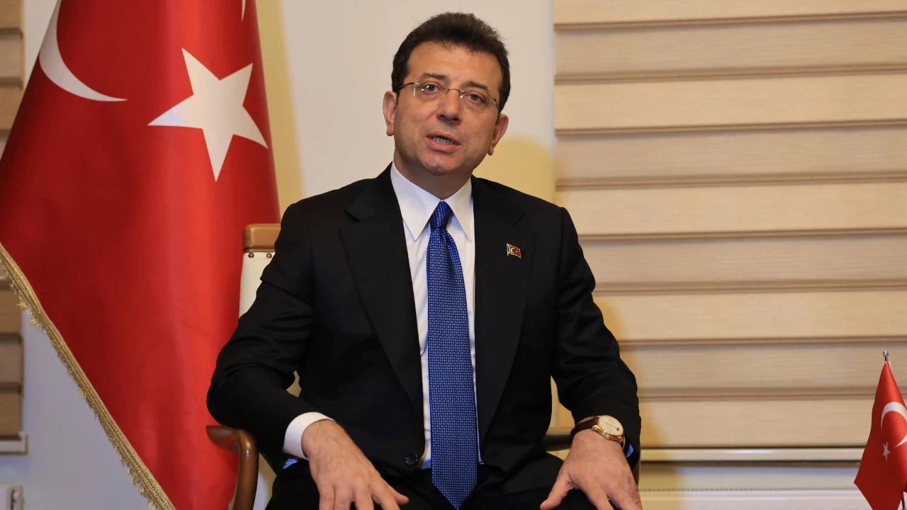 İmamoğlu'ndan ara karar öncesi dikkat çeken paylaşım: 'Arkadaşlarımı serbest bırakın!'