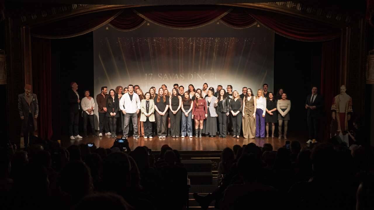 Savaş Dinçel adına verilen ödüller Baba Sahne'de 17. kez sahiplerini buldu