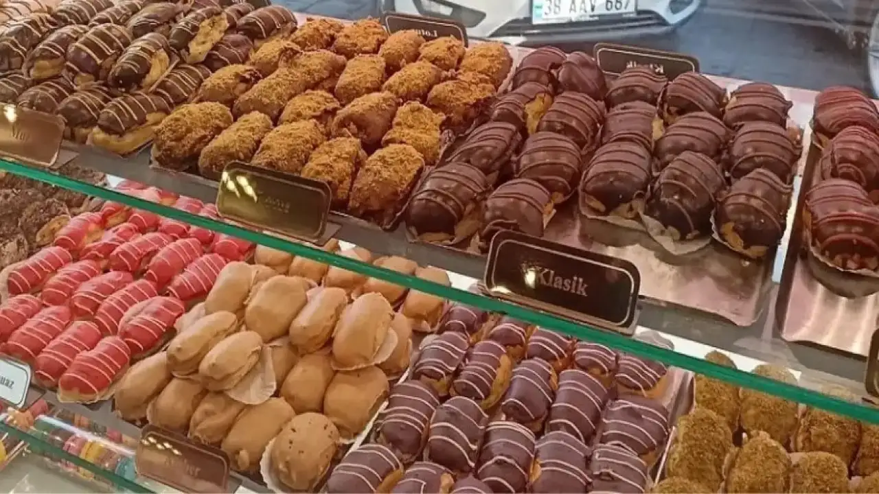 Türkiye'de 400'ün üzerinde şubesi var: Ekleristan iflas etti