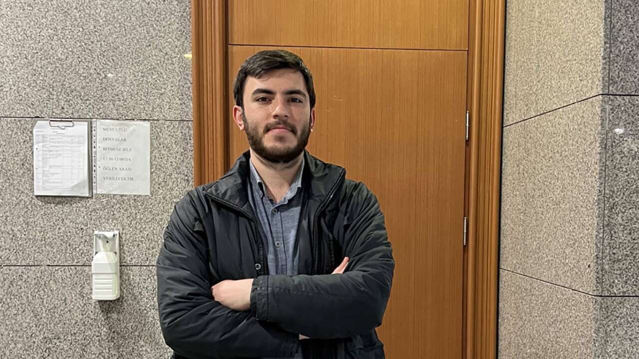 Tutuklu gazeteci İsmail Arı: Haber alma hakkınıza sahip çıkın