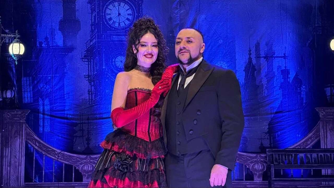 Hayko Cepkin ve Pelin Akil'le Jekyll & Hyde müzikali turneye çıktı