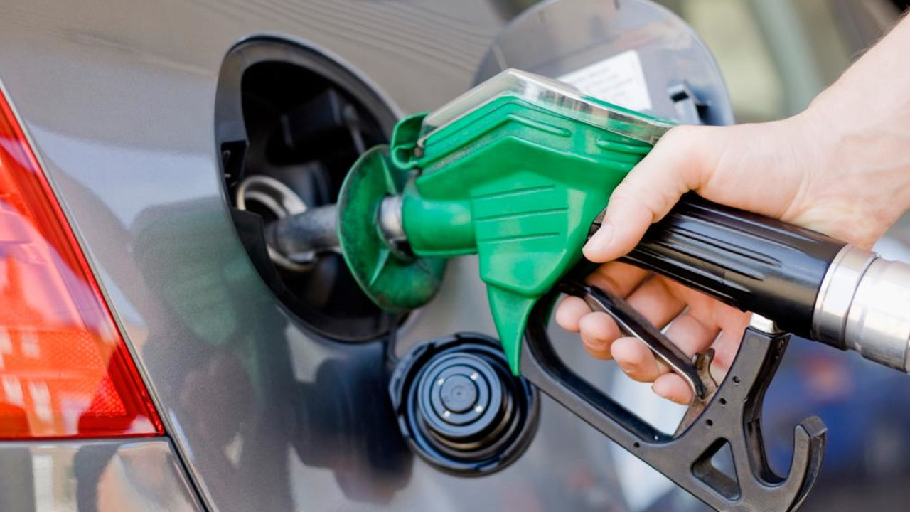 Akaryakıtta son dakika gelişmesi: Beklenen büyük zamlar iptal edildi!